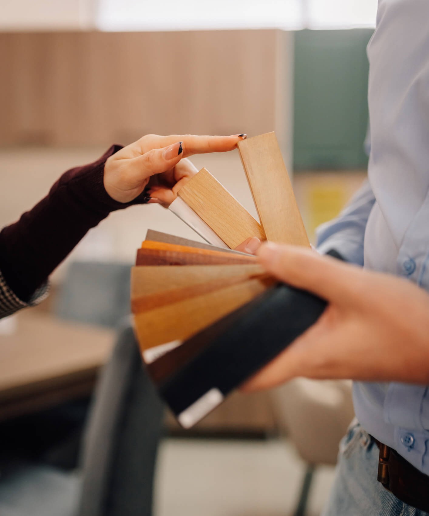 Les designers choisissent des échantillons